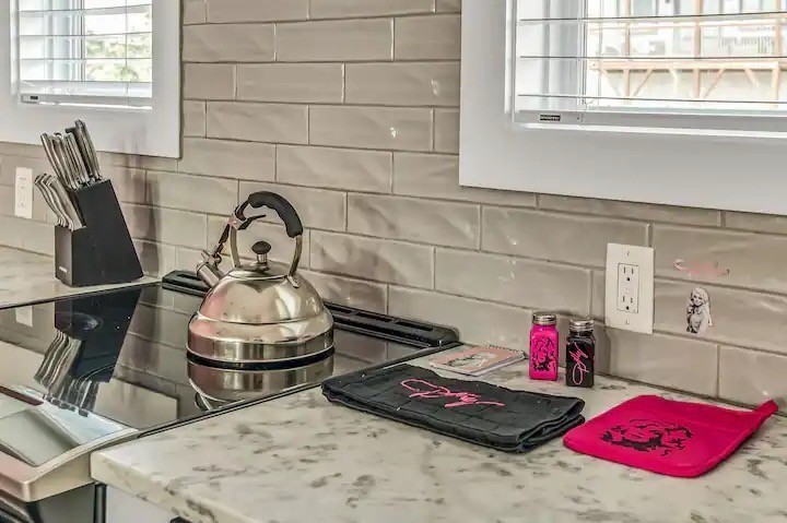 540 Weakley Avenue Nashville TN 37207