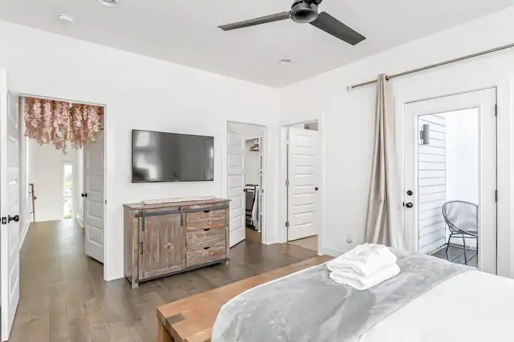 540 Weakley Avenue Nashville TN 37207