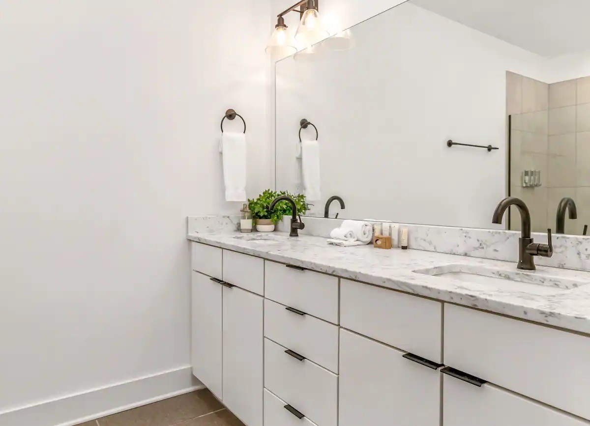 540 Weakley Avenue Nashville TN 37207