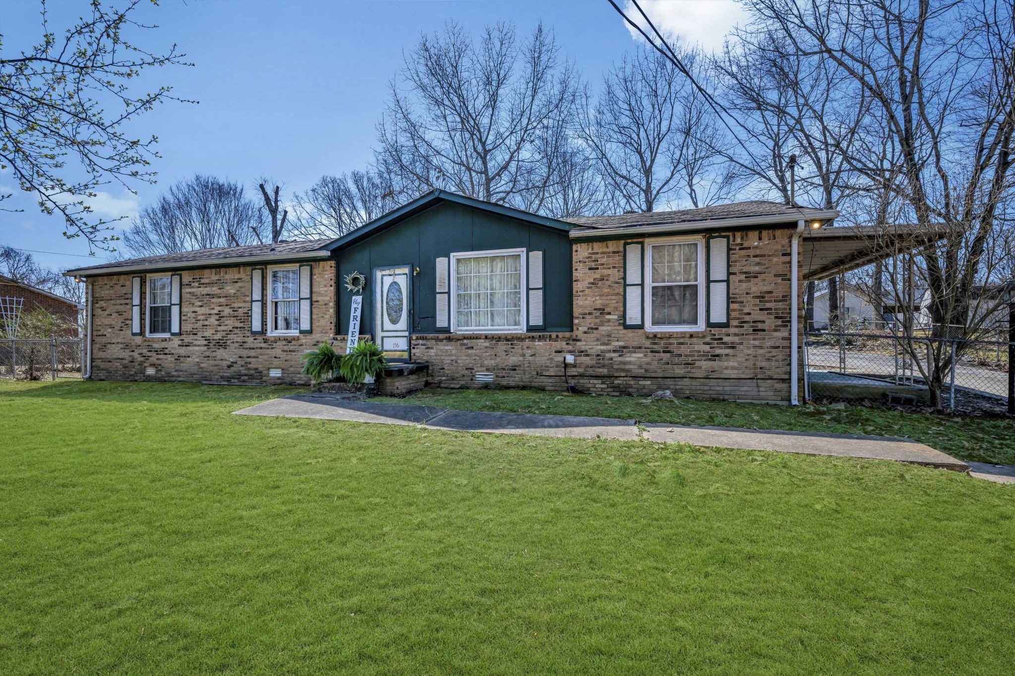 156 Ravenwood Circle Dickson TN 37055