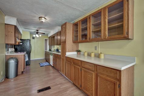 156 Ravenwood Circle Dickson TN 37055