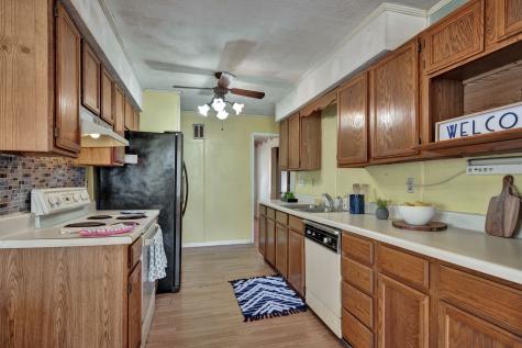 156 Ravenwood Circle Dickson TN 37055