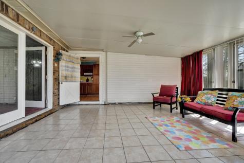 156 Ravenwood Circle Dickson TN 37055