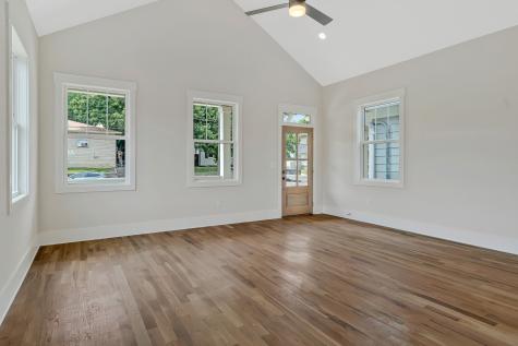 904 32nd Ave, N Nashville TN 37209