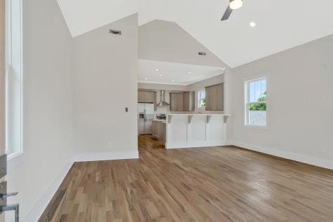904 32nd Ave, N Nashville TN 37209
