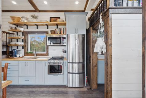 10849 Jim Cummings Highway Bradyville TN 37026