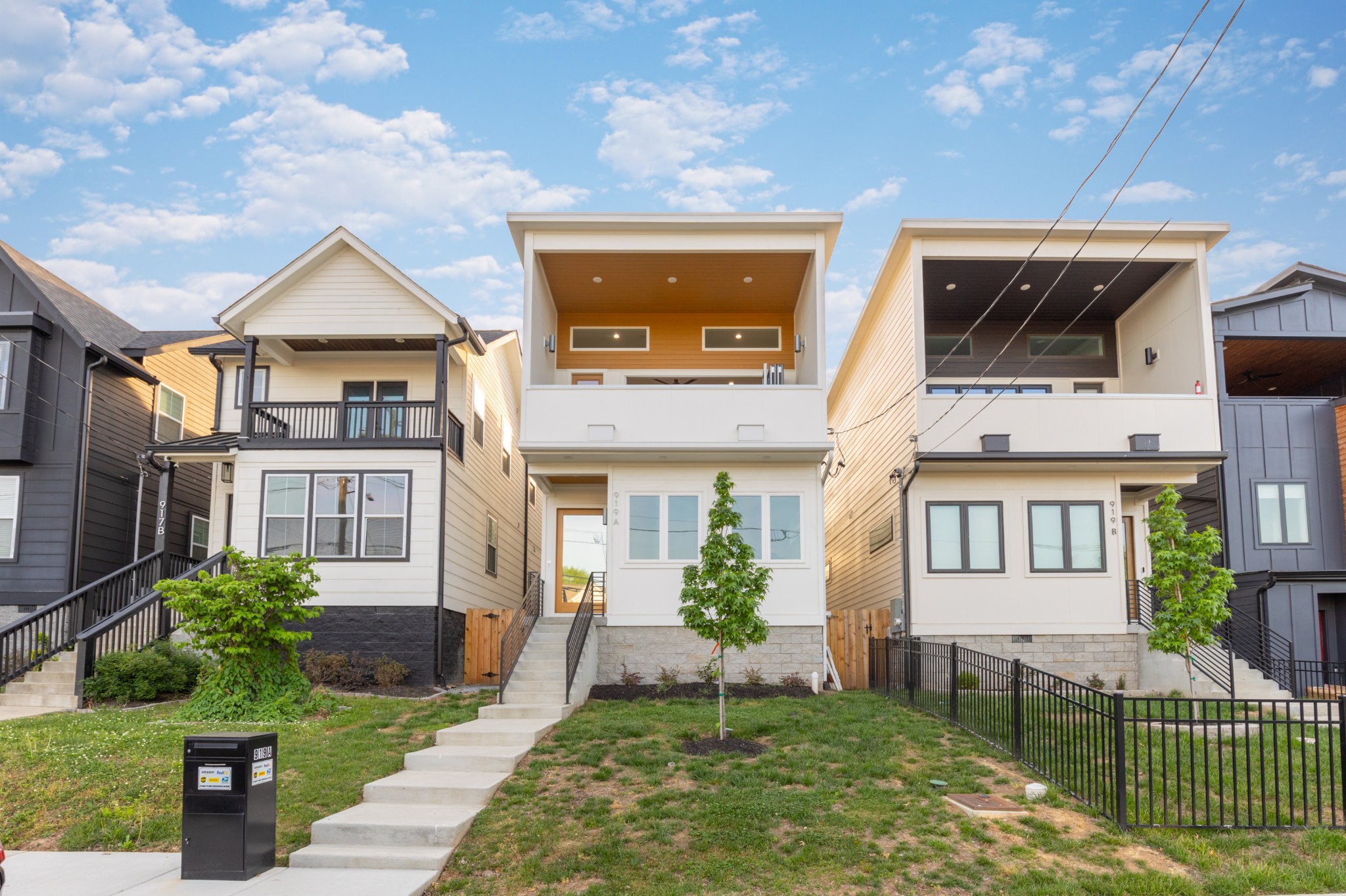 919A 31st Ave, N Nashville TN 37209