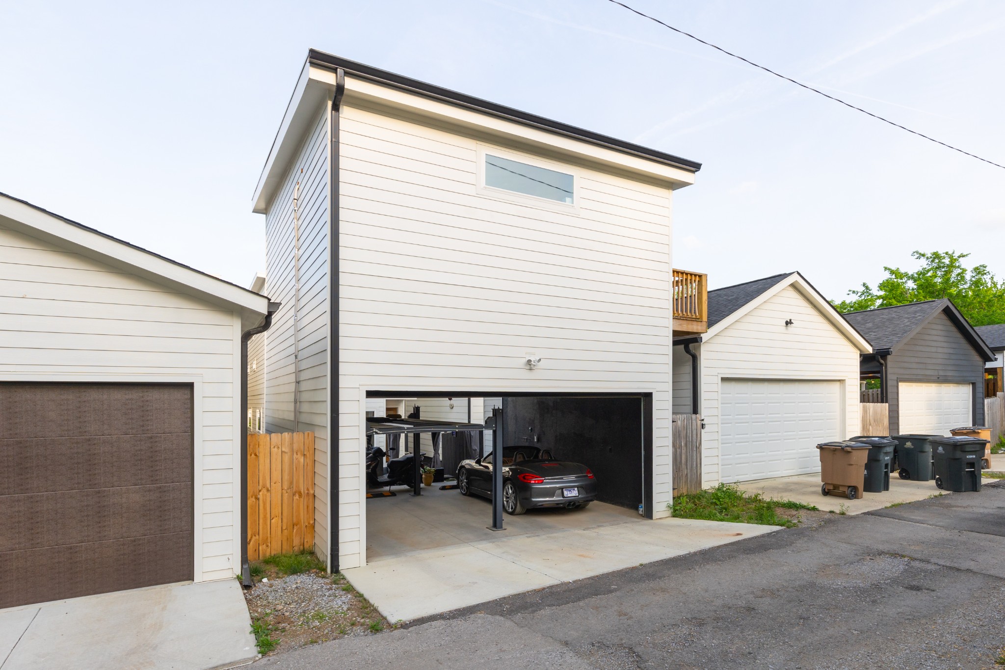 919A 31st Ave, N Nashville TN 37209