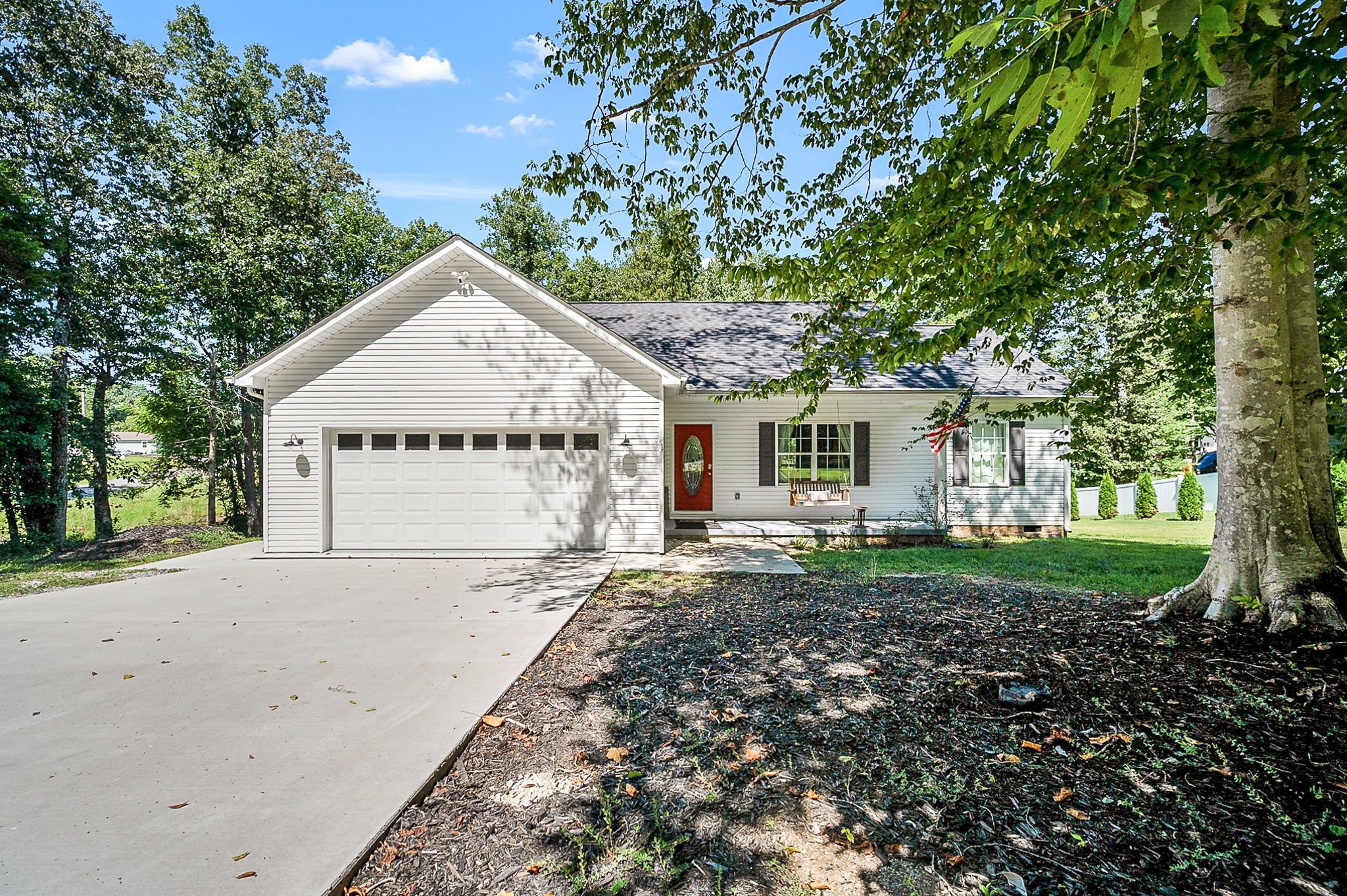 21 Huntington Dr, N Winchester TN 37398