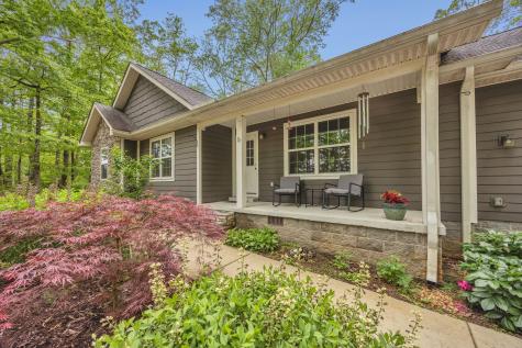 27 Lightning Bug Lane Sewanee TN 37375