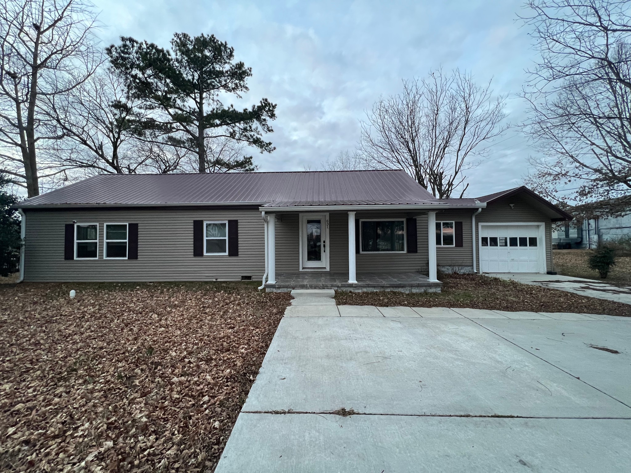 631 W Maple Street Morrison TN 37357
