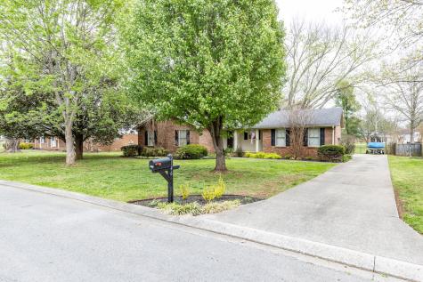 2146 Ravenwood Drive Murfreesboro TN 37129