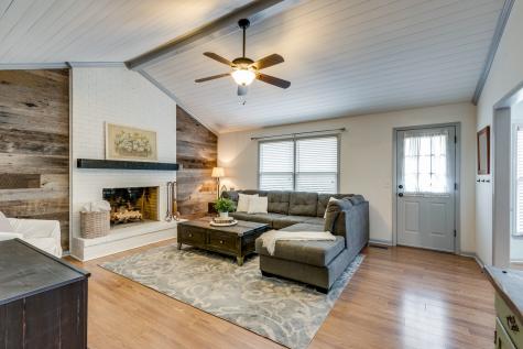 2146 Ravenwood Drive Murfreesboro TN 37129