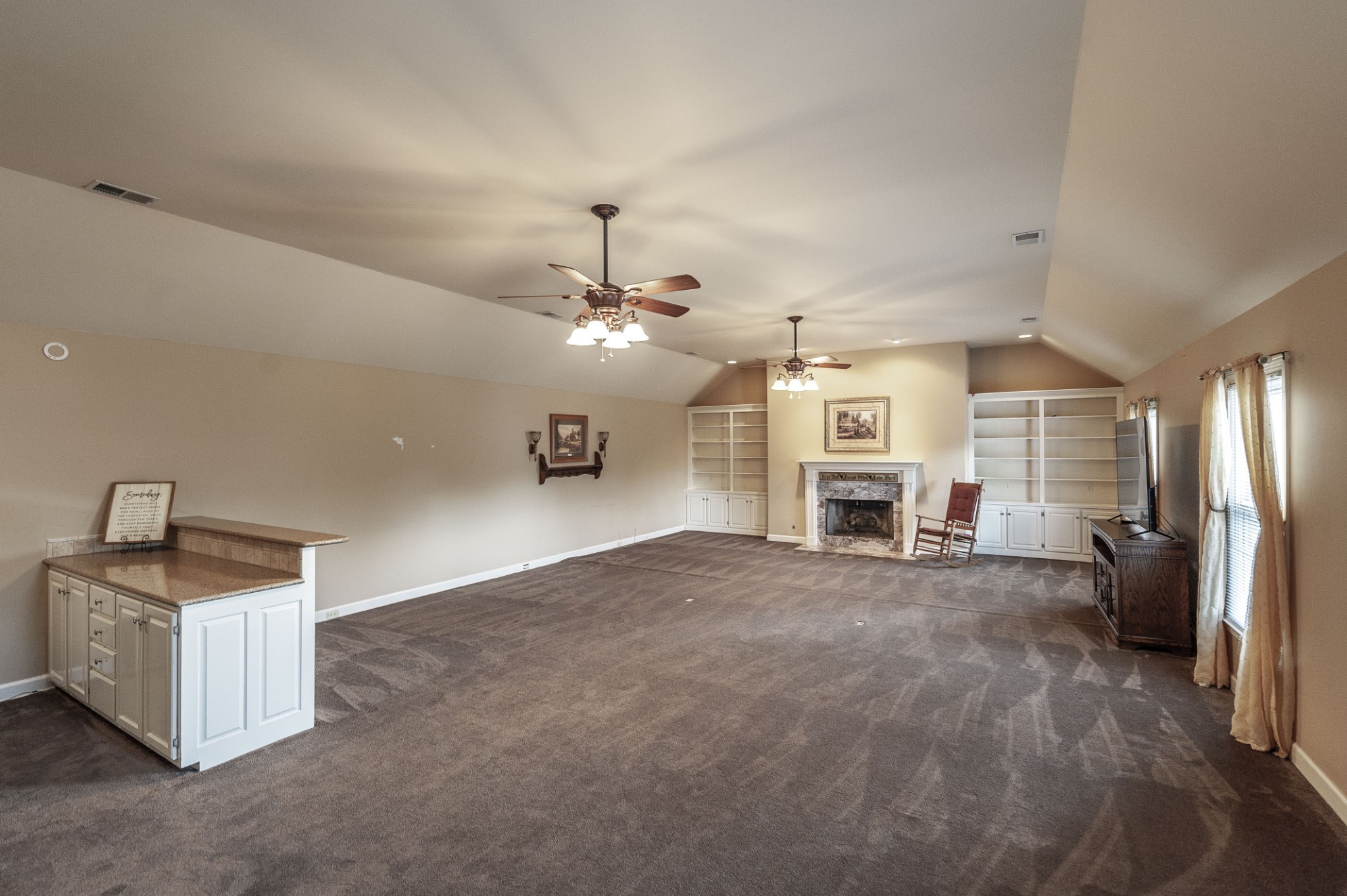 135 N Country Club Drive Hendersonville TN 37075