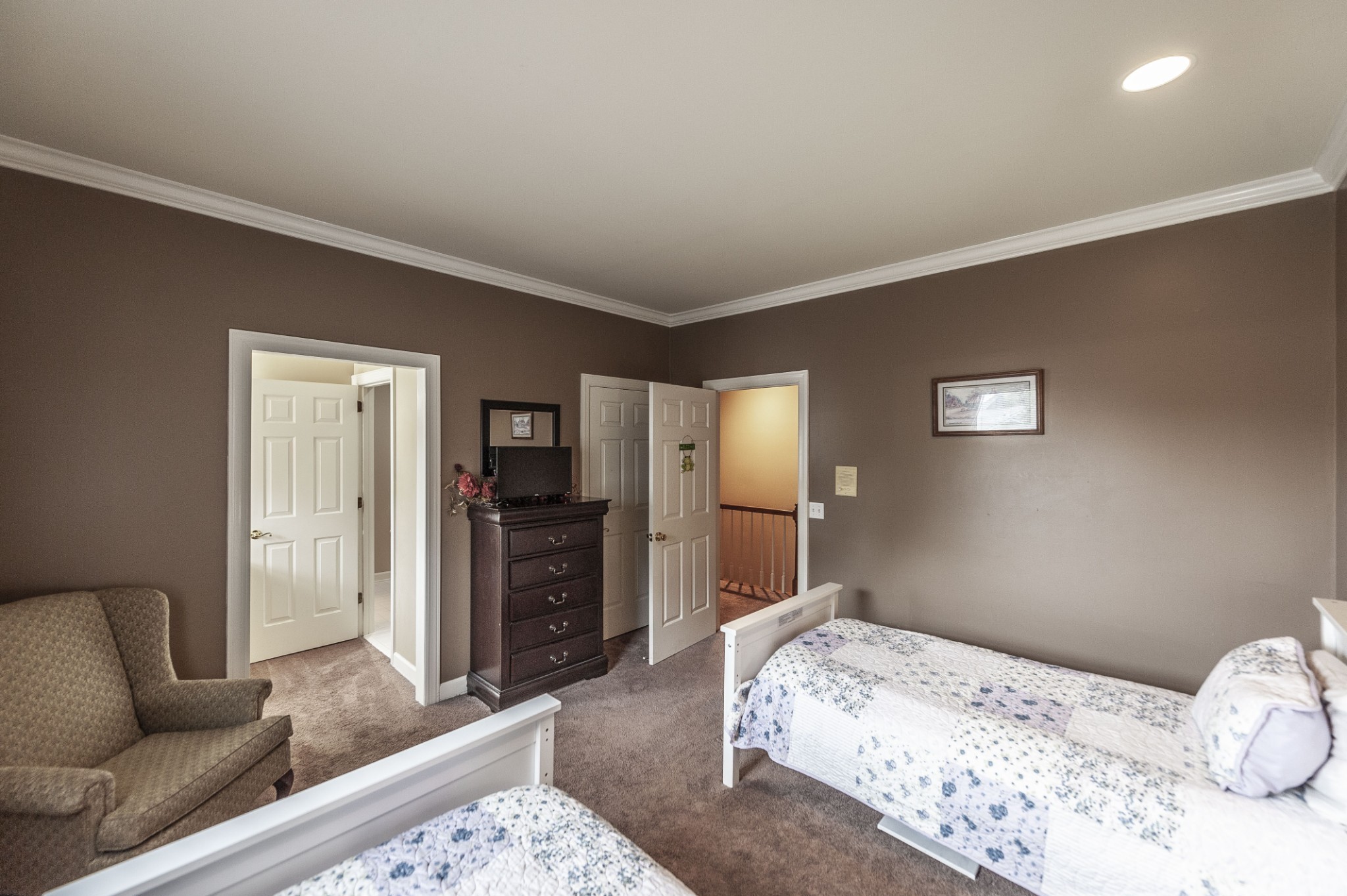 135 N Country Club Drive Hendersonville TN 37075
