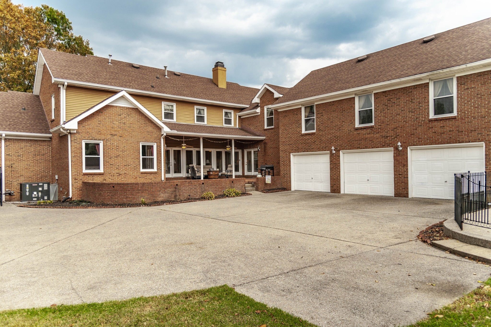 135 N Country Club Drive Hendersonville TN 37075