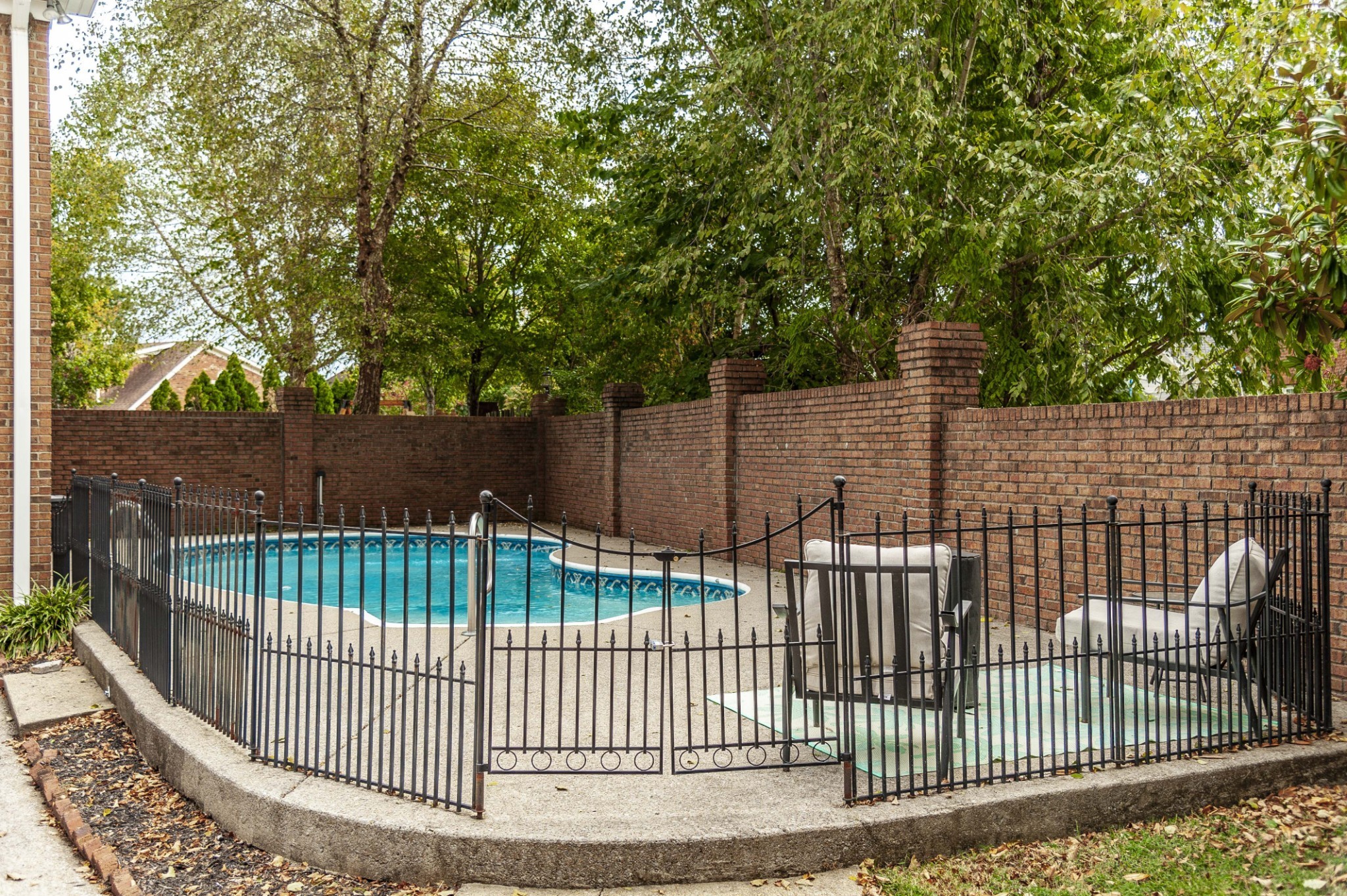 135 N Country Club Drive Hendersonville TN 37075