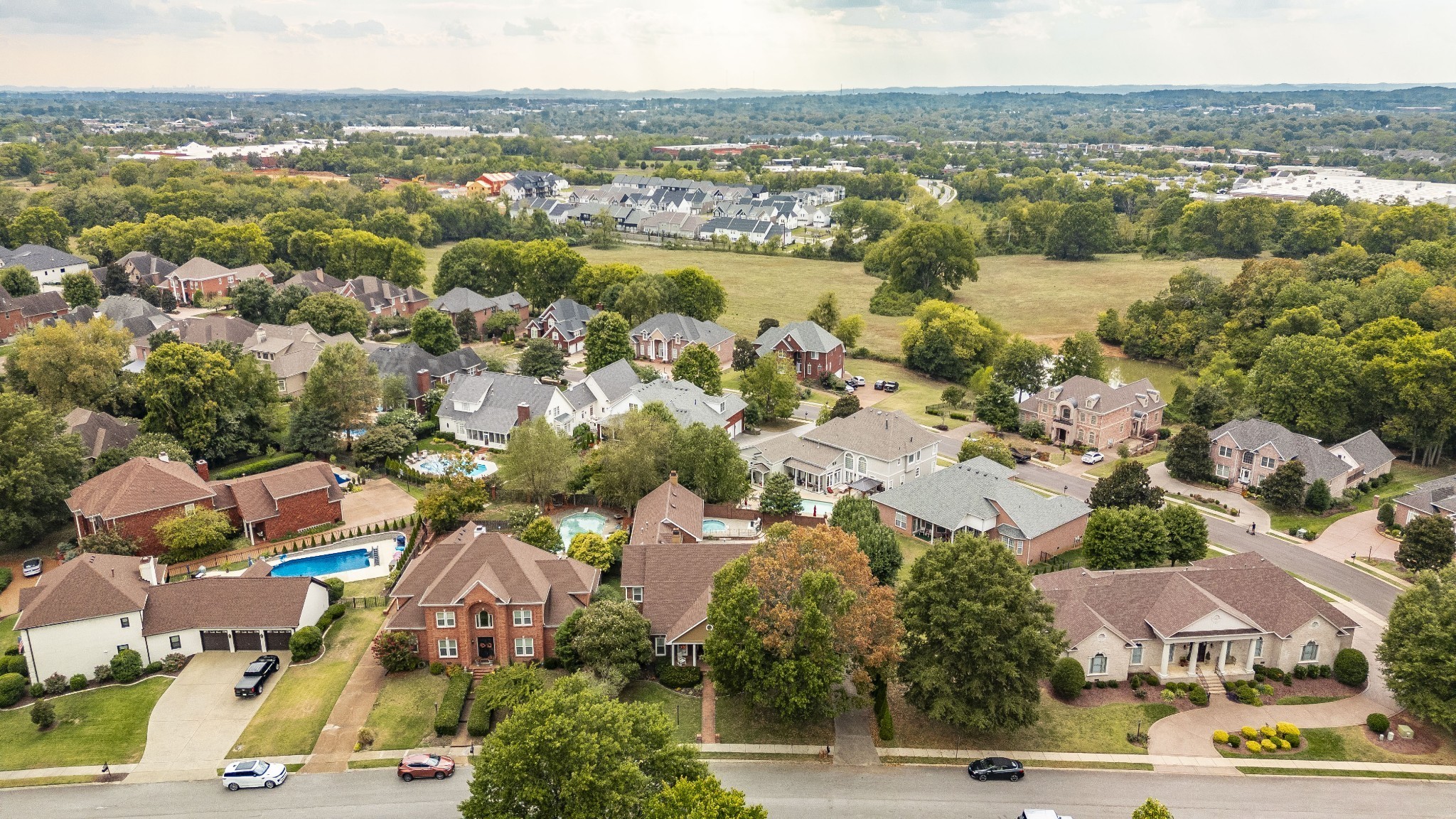 135 N Country Club Drive Hendersonville TN 37075