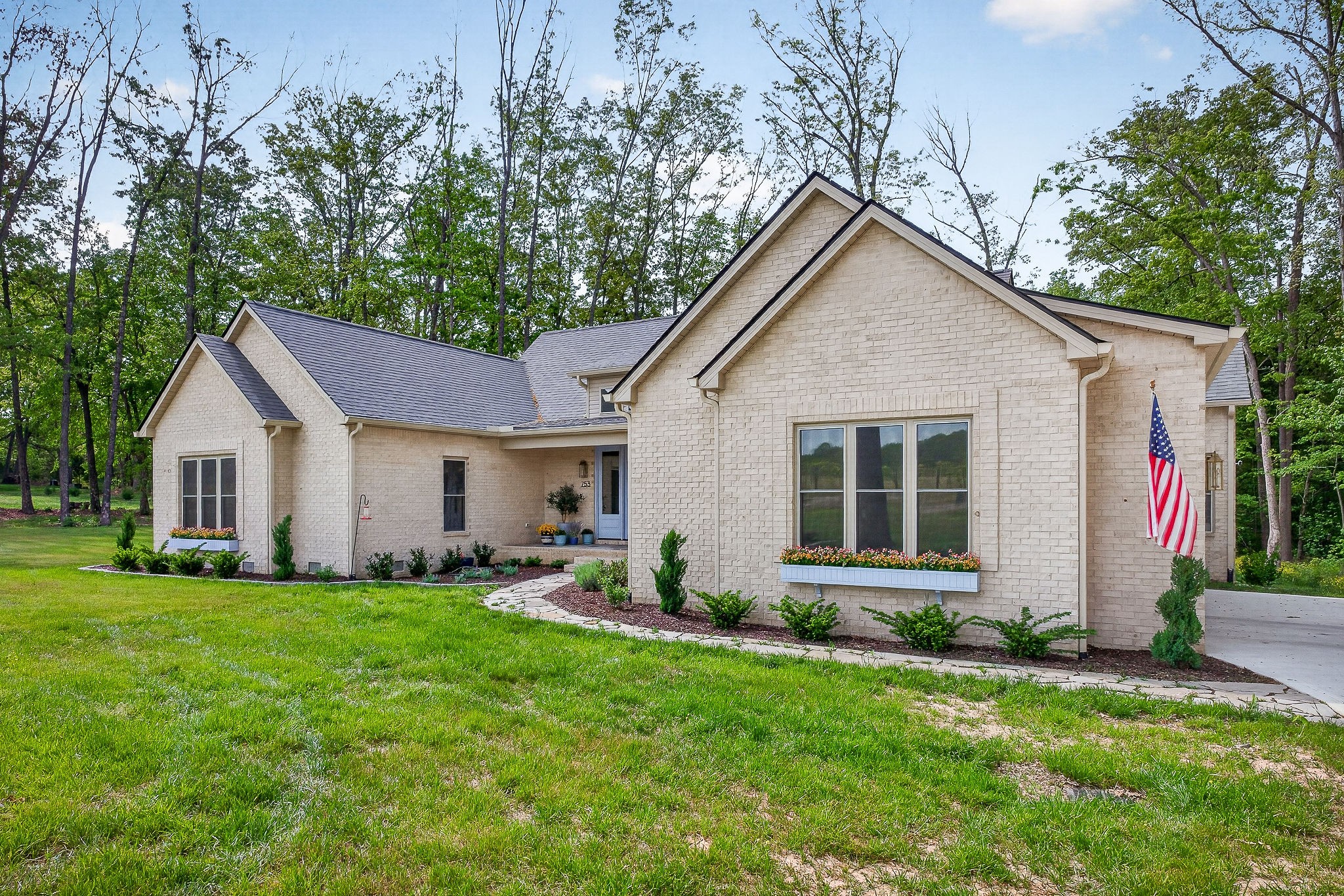 753 Vintage Drive Baxter TN 38544