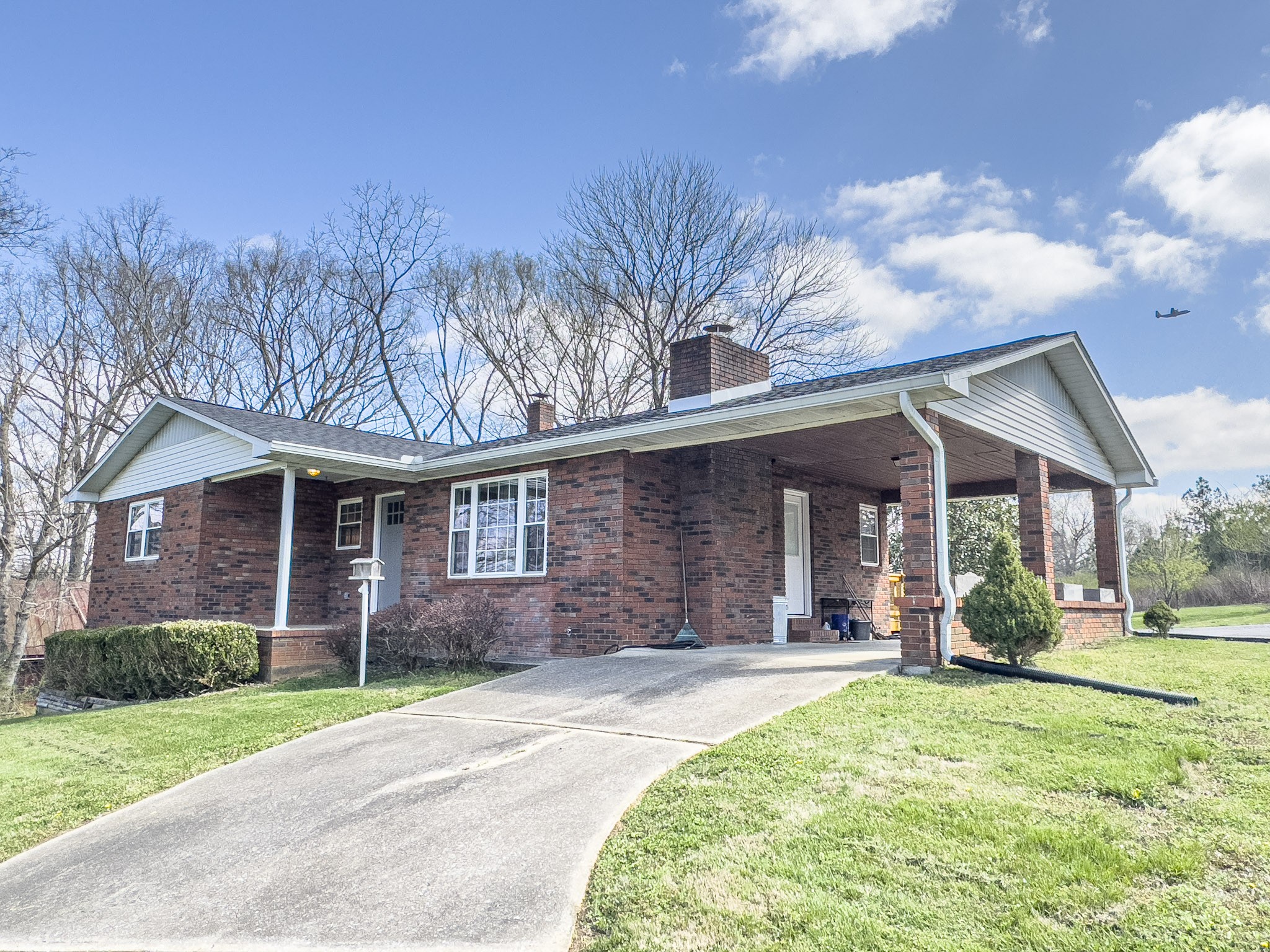 111 Gus Wallace Road Bumpus Mills TN 37028