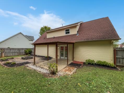 137 Sara Circle Lebanon TN 37090
