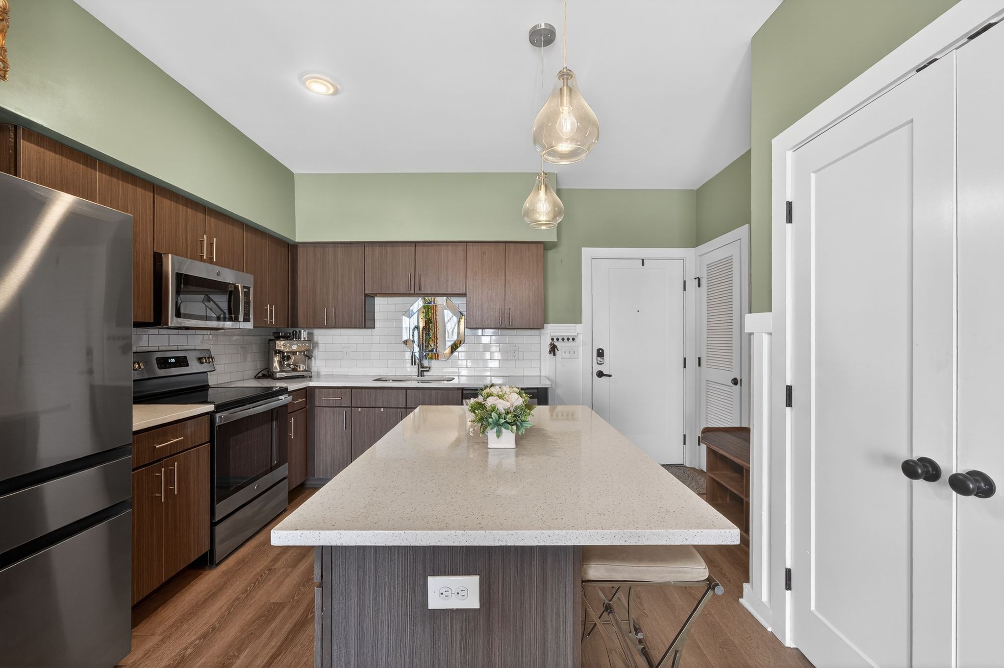 1540 Lebanon Pike Nashville TN 37210