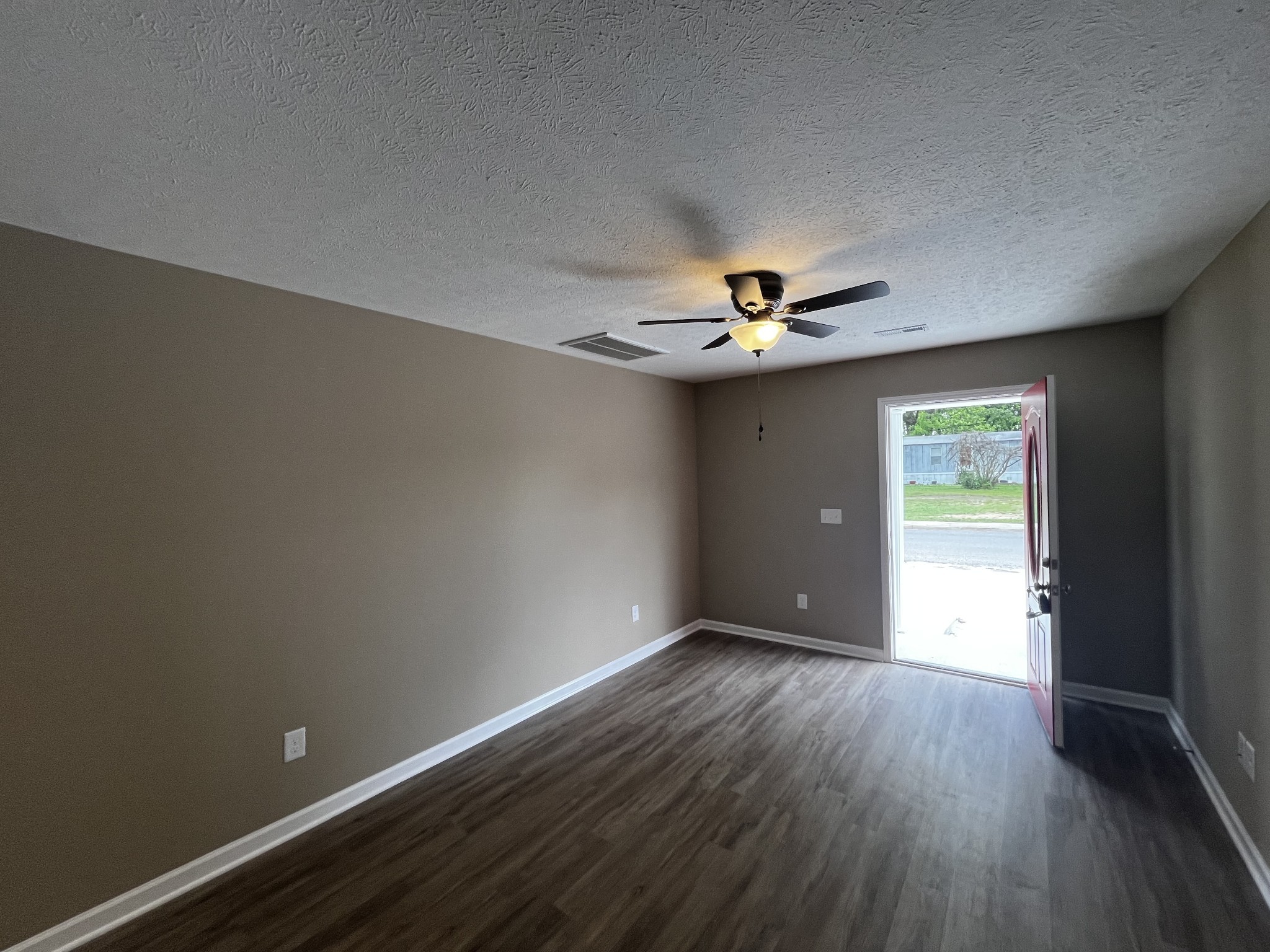 213 Thomas Street Tullahoma TN 37388