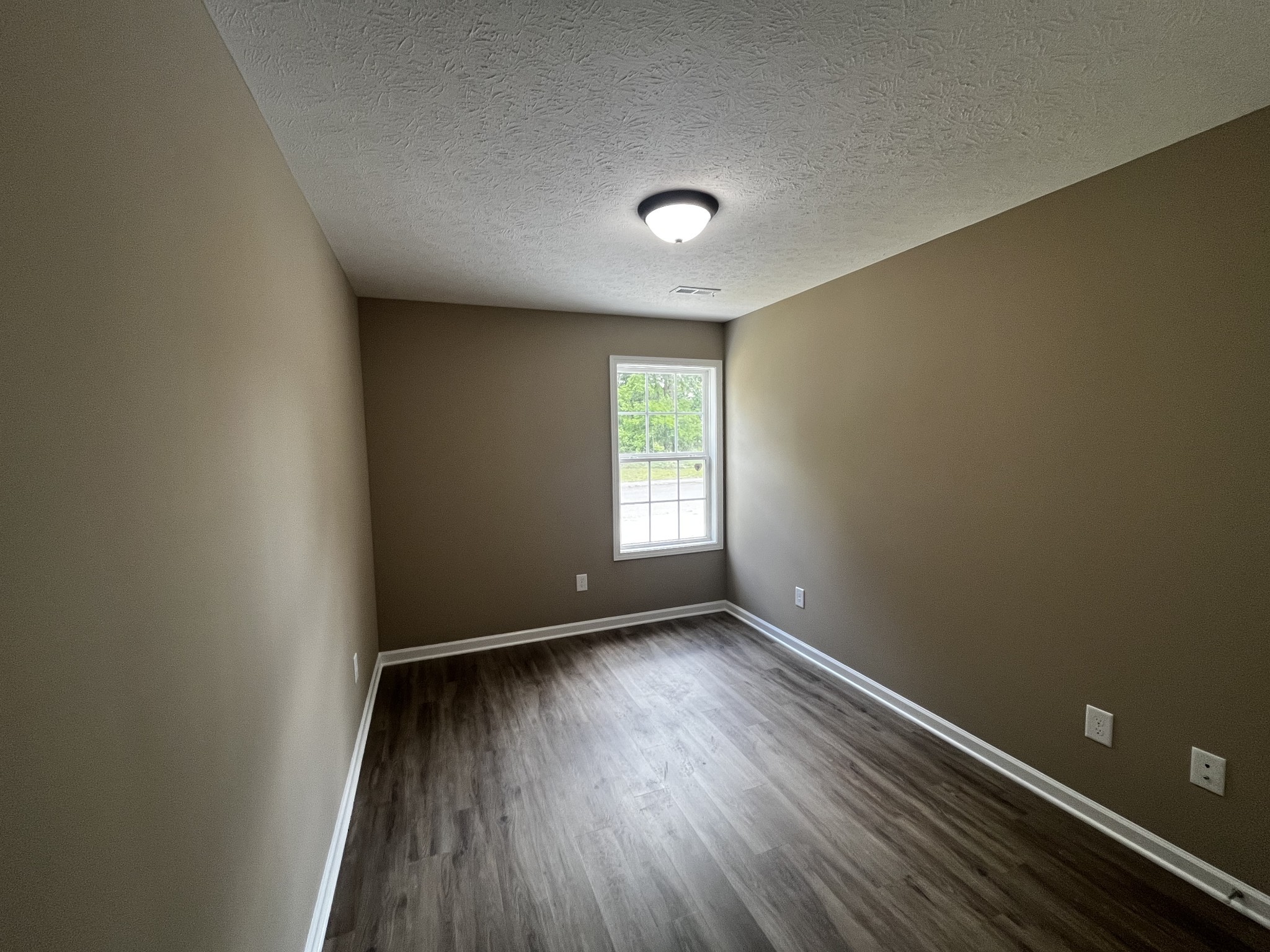 213 Thomas Street Tullahoma TN 37388