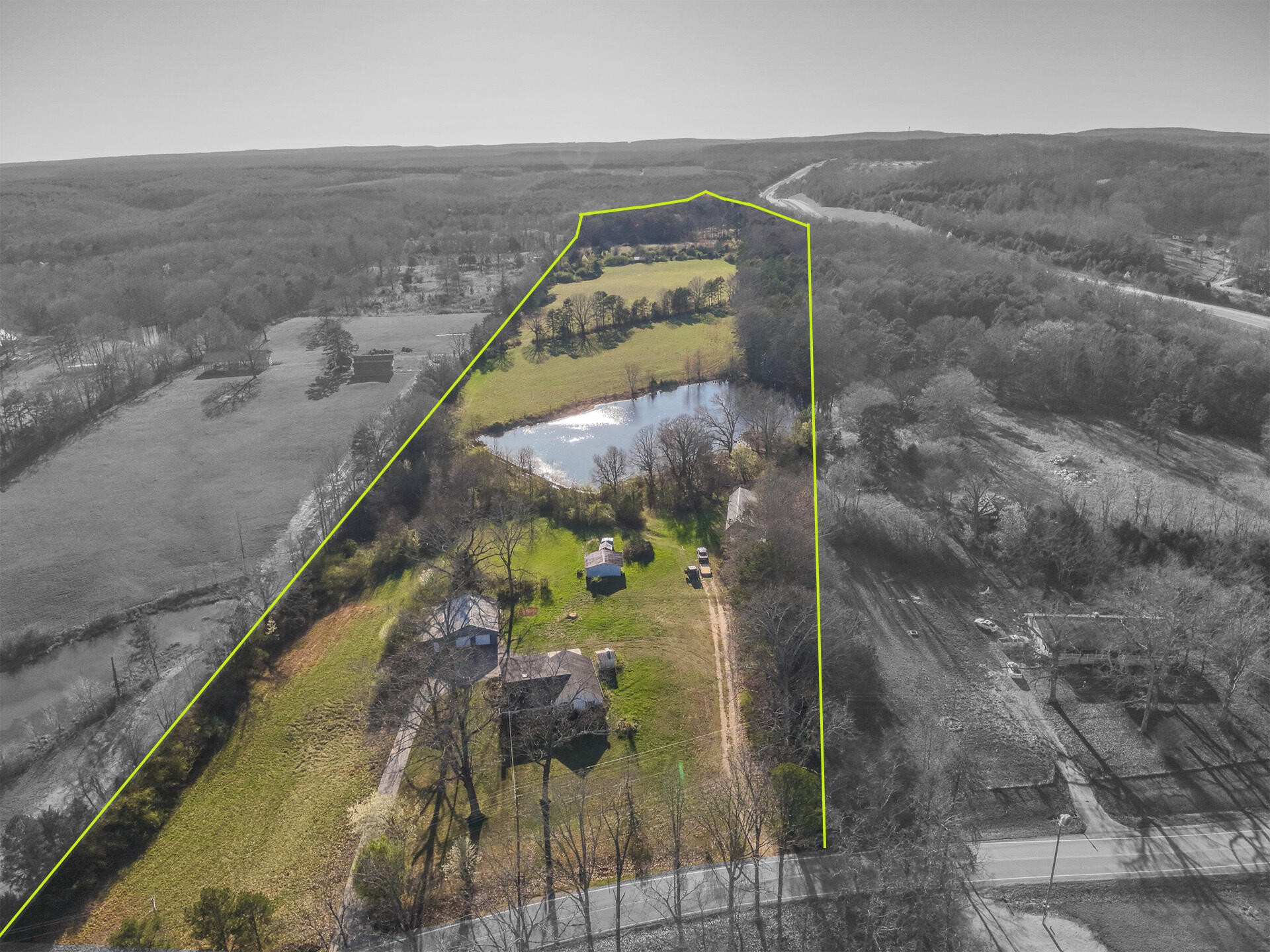 12733 Jones Gap Road Soddy Daisy TN 37379
