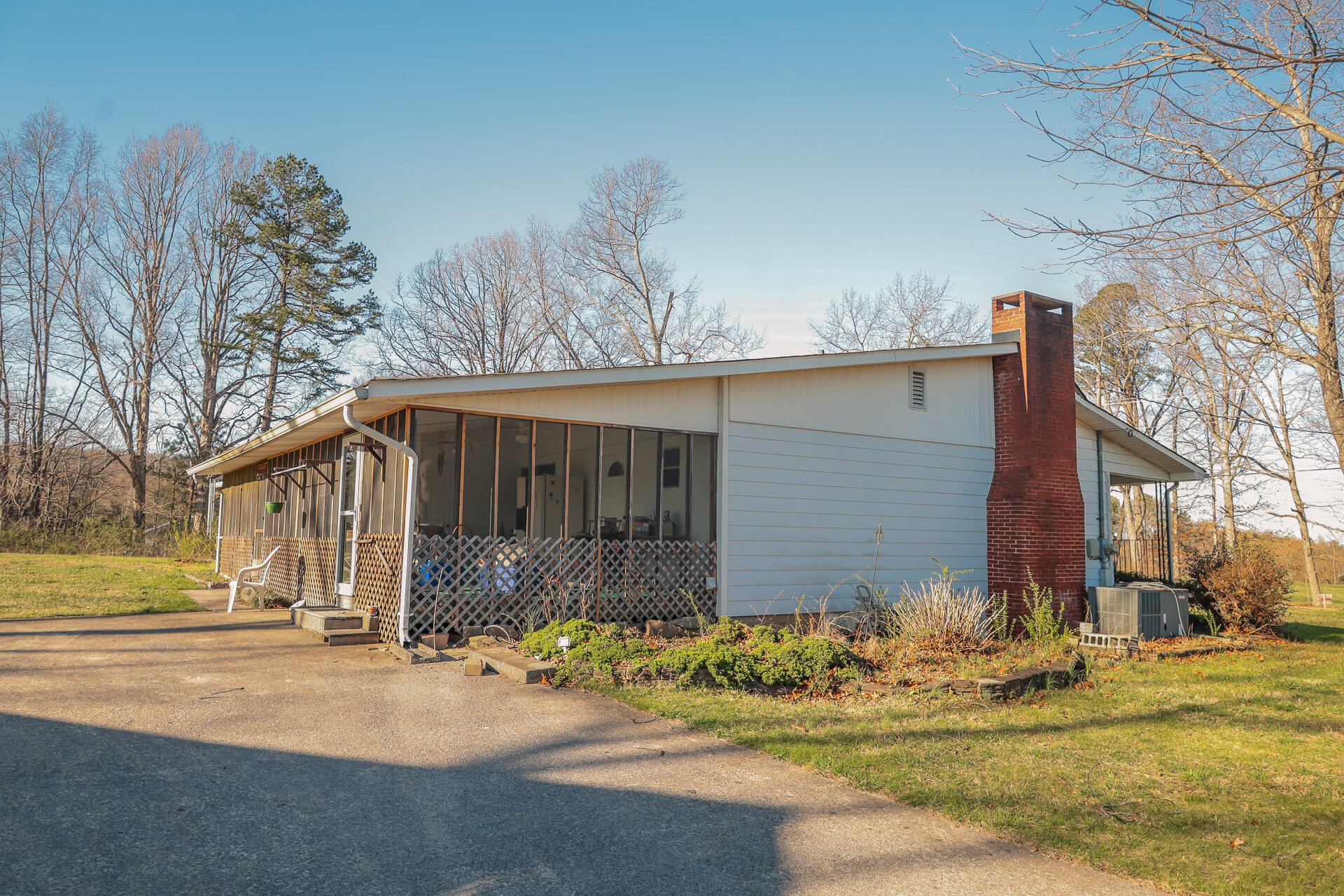 12733 Jones Gap Road Soddy Daisy TN 37379