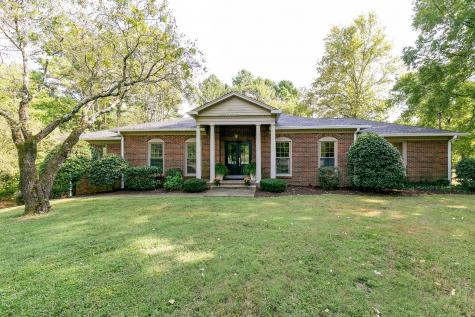8011 Knoll Court Brentwood TN 37027