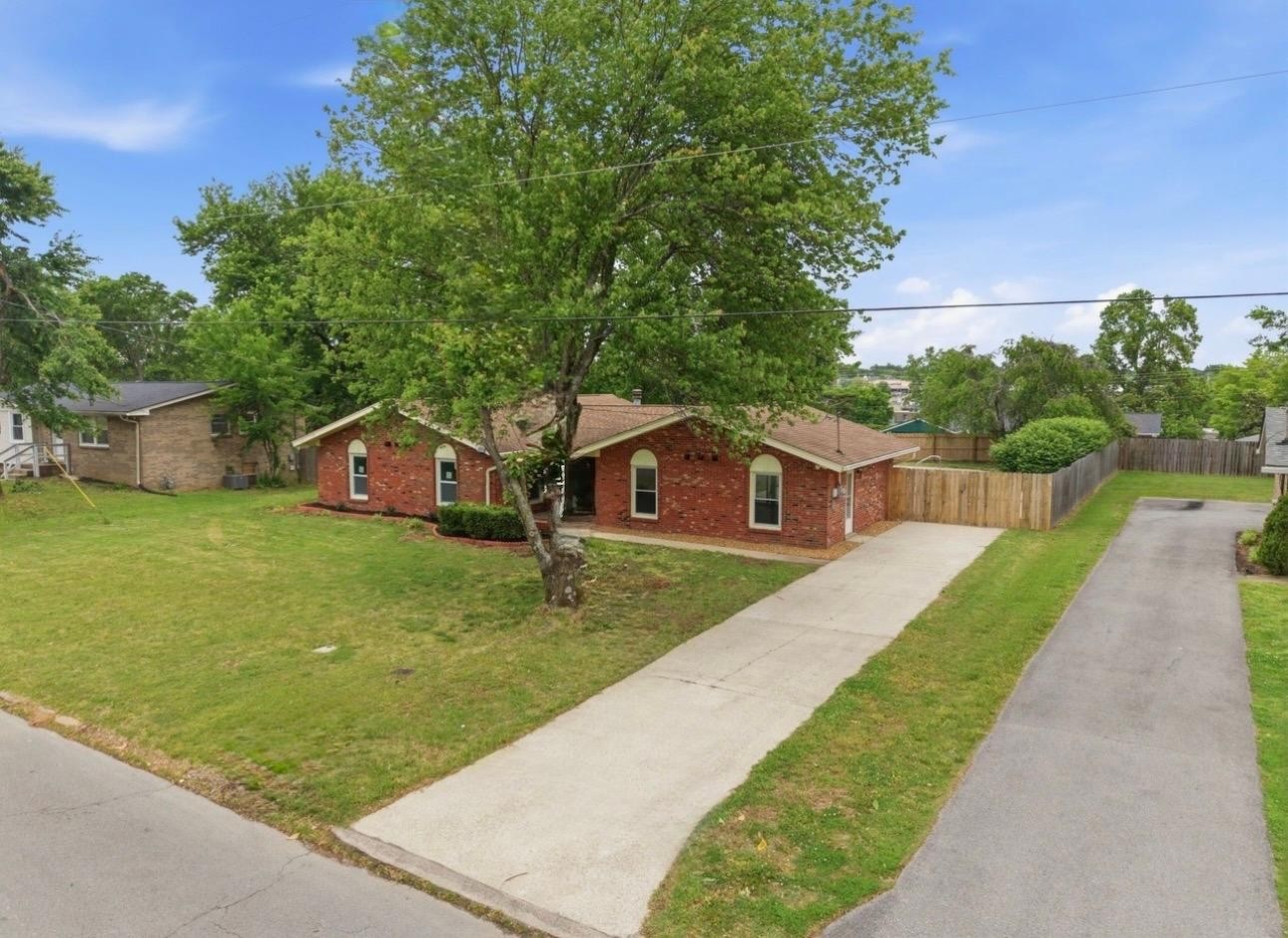 4721 Phoenix Drive Hermitage TN 37076