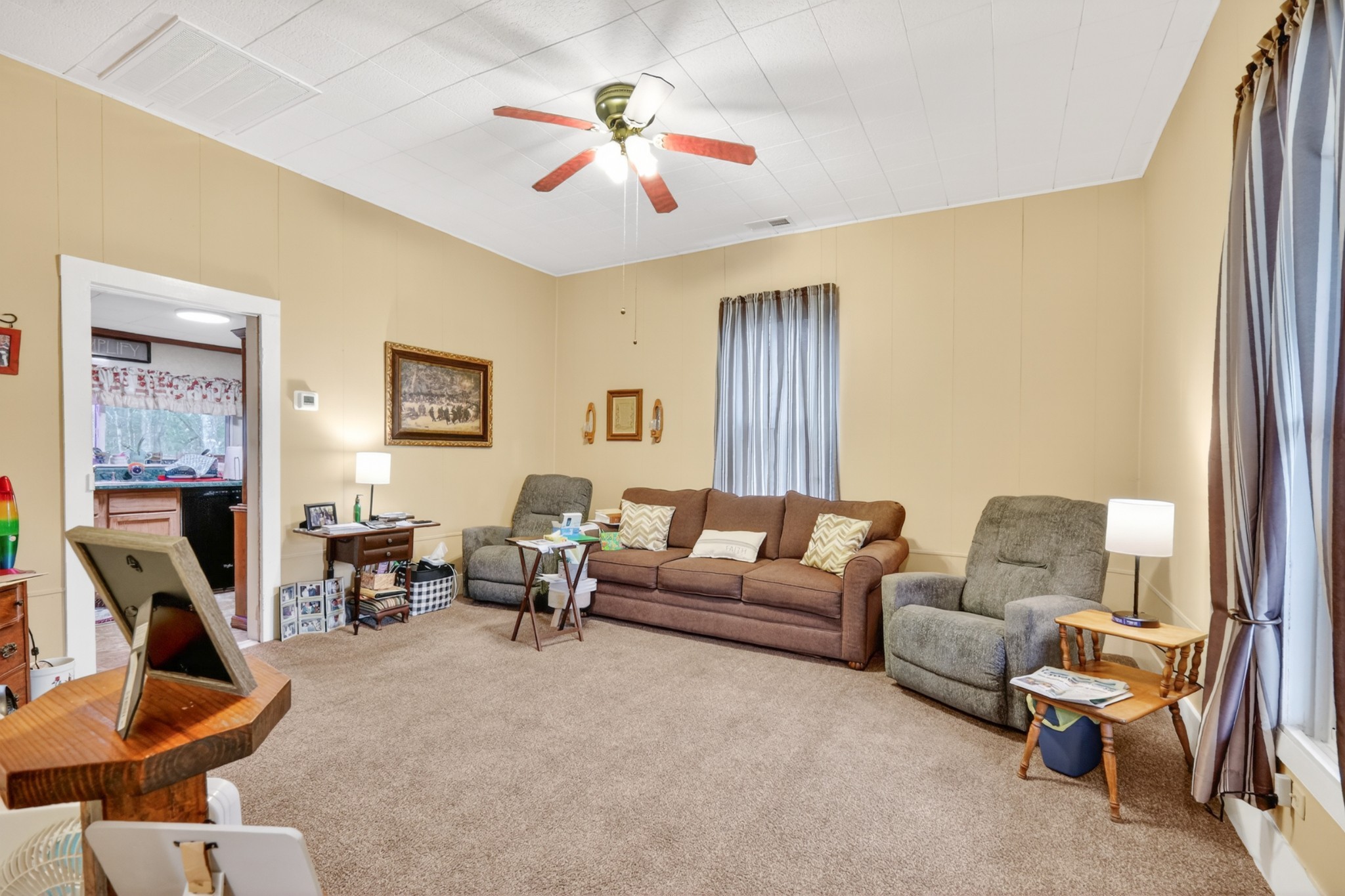 5815 Bradyville Road Bradyville TN 37026