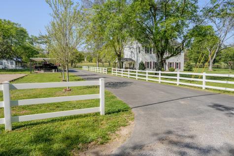 1199 Willis Branch Road Goodlettsville TN 37072