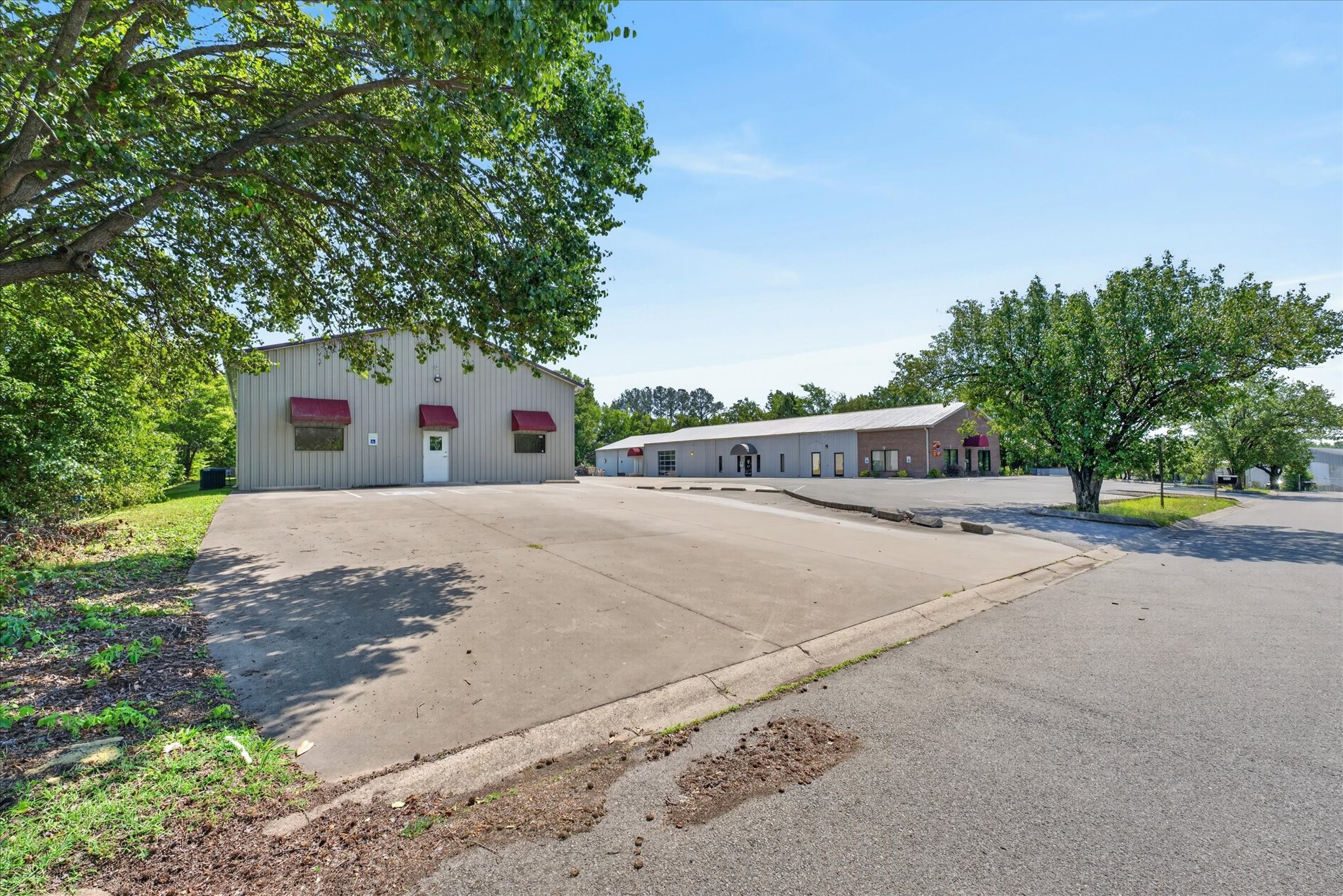 141 Corporate Drive Clarksville TN 37040