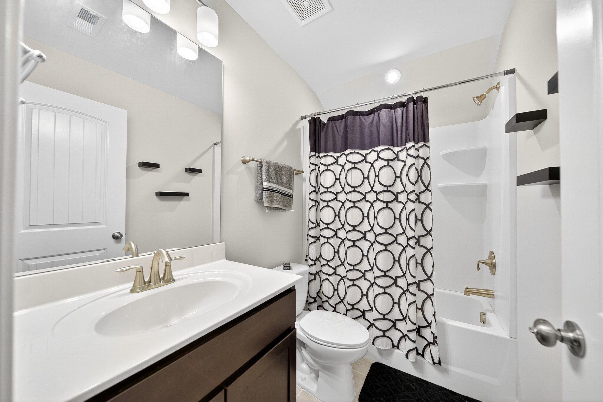 616 China Grove Alley Antioch TN 37013