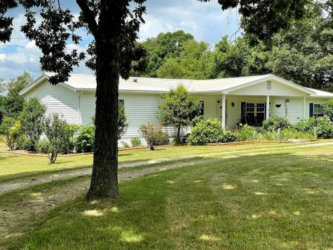 562 Livingston Avenue Jamestown TN 38556