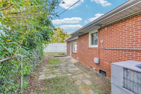 107 Oak Street Sparta TN 38583