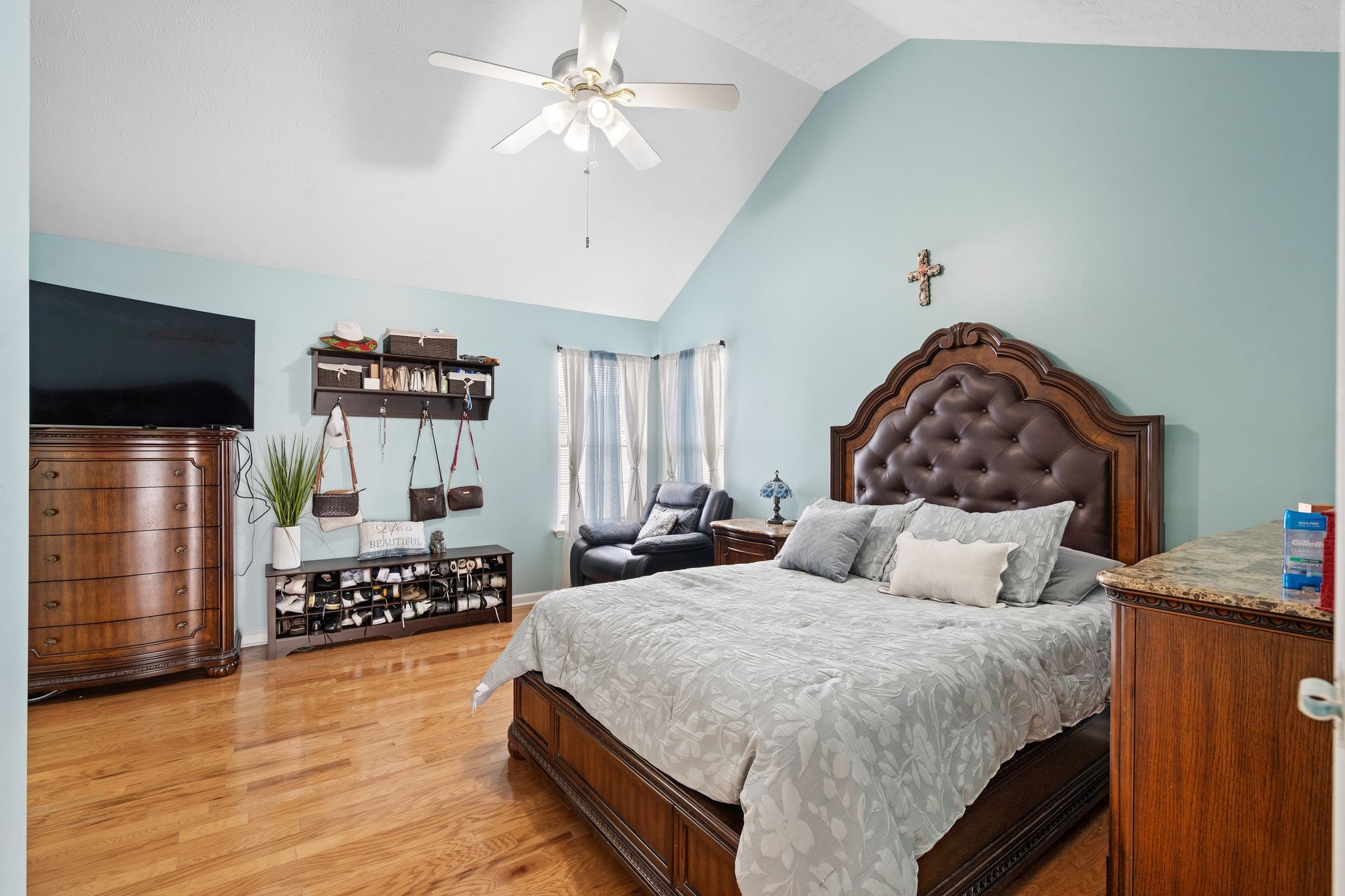 888 Pin Oak Drive Antioch TN 37013