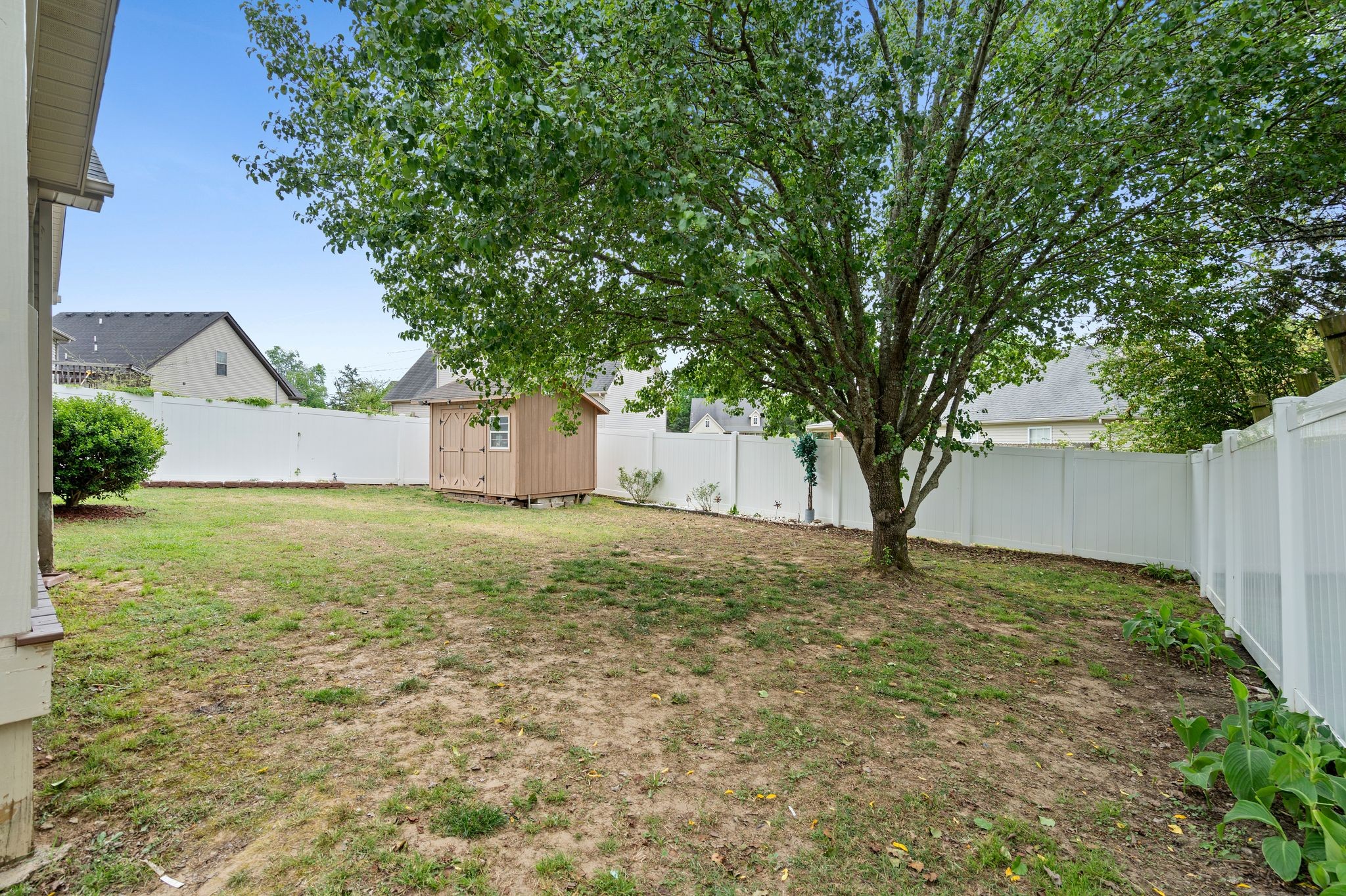 888 Pin Oak Drive Antioch TN 37013