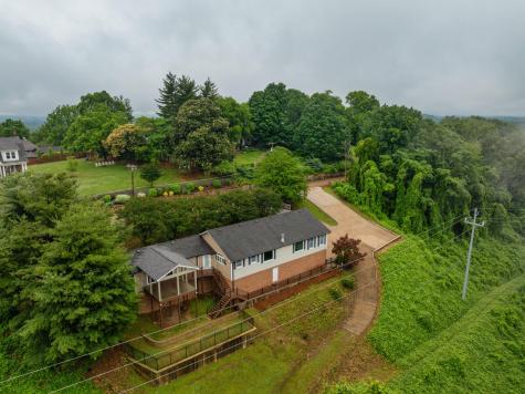 661 S Crest Road Chattanooga TN 37404
