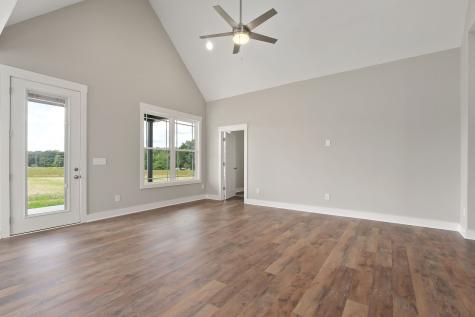 1095 Arch Cope Road Morrison TN 37357
