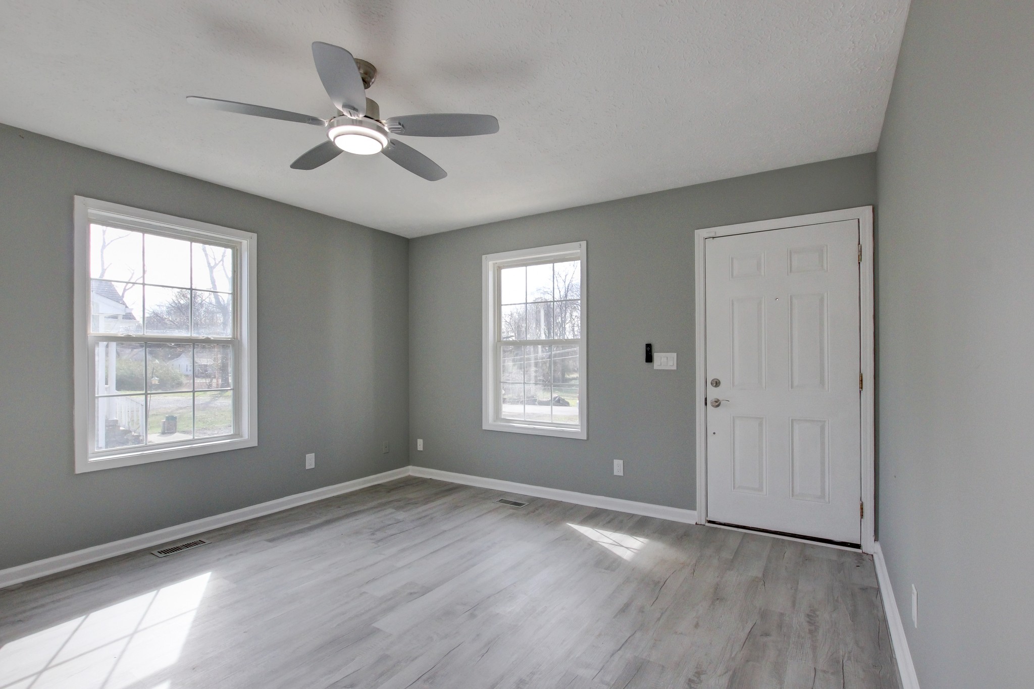 125 Brooks Alley Clarksville TN 37040