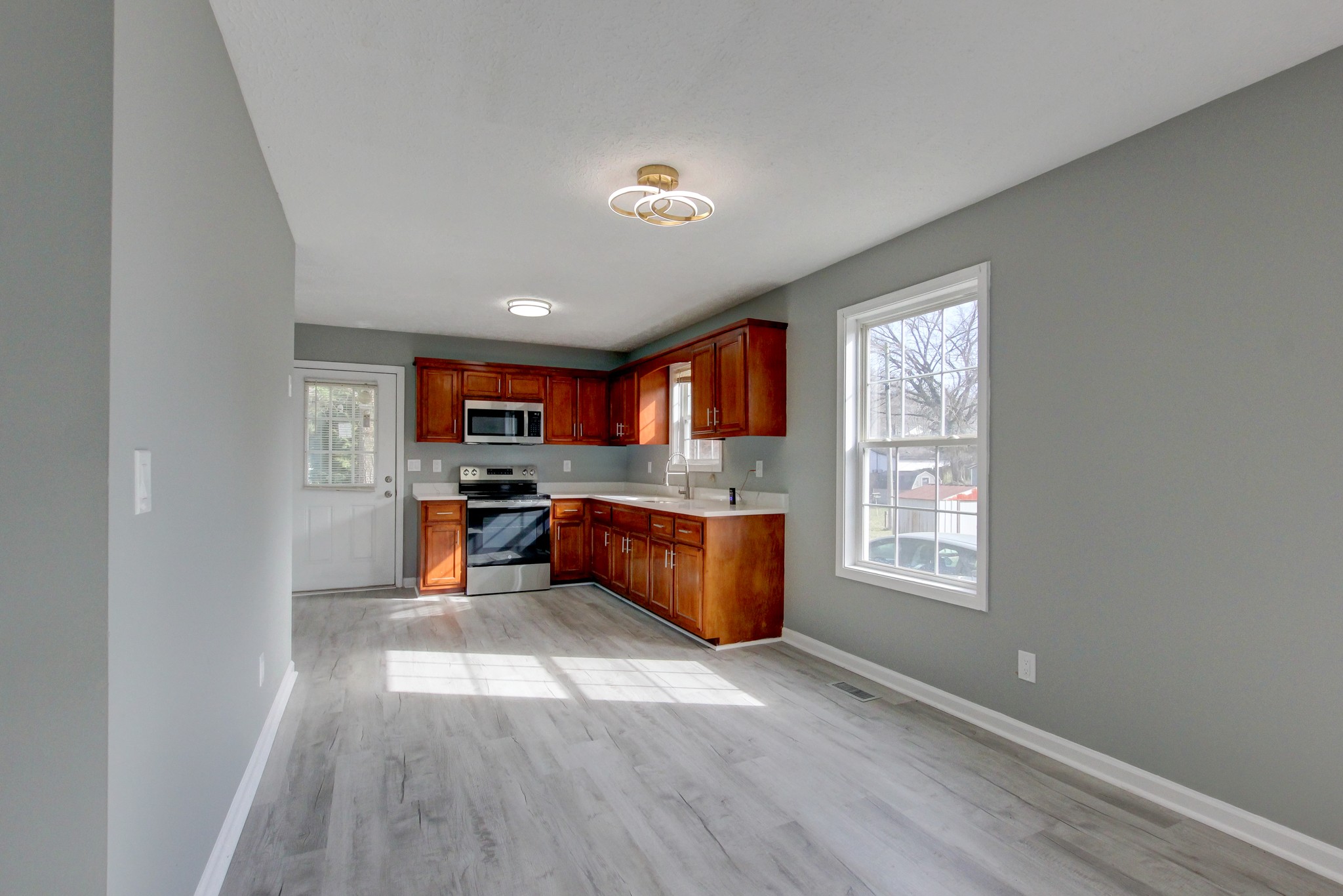125 Brooks Alley Clarksville TN 37040