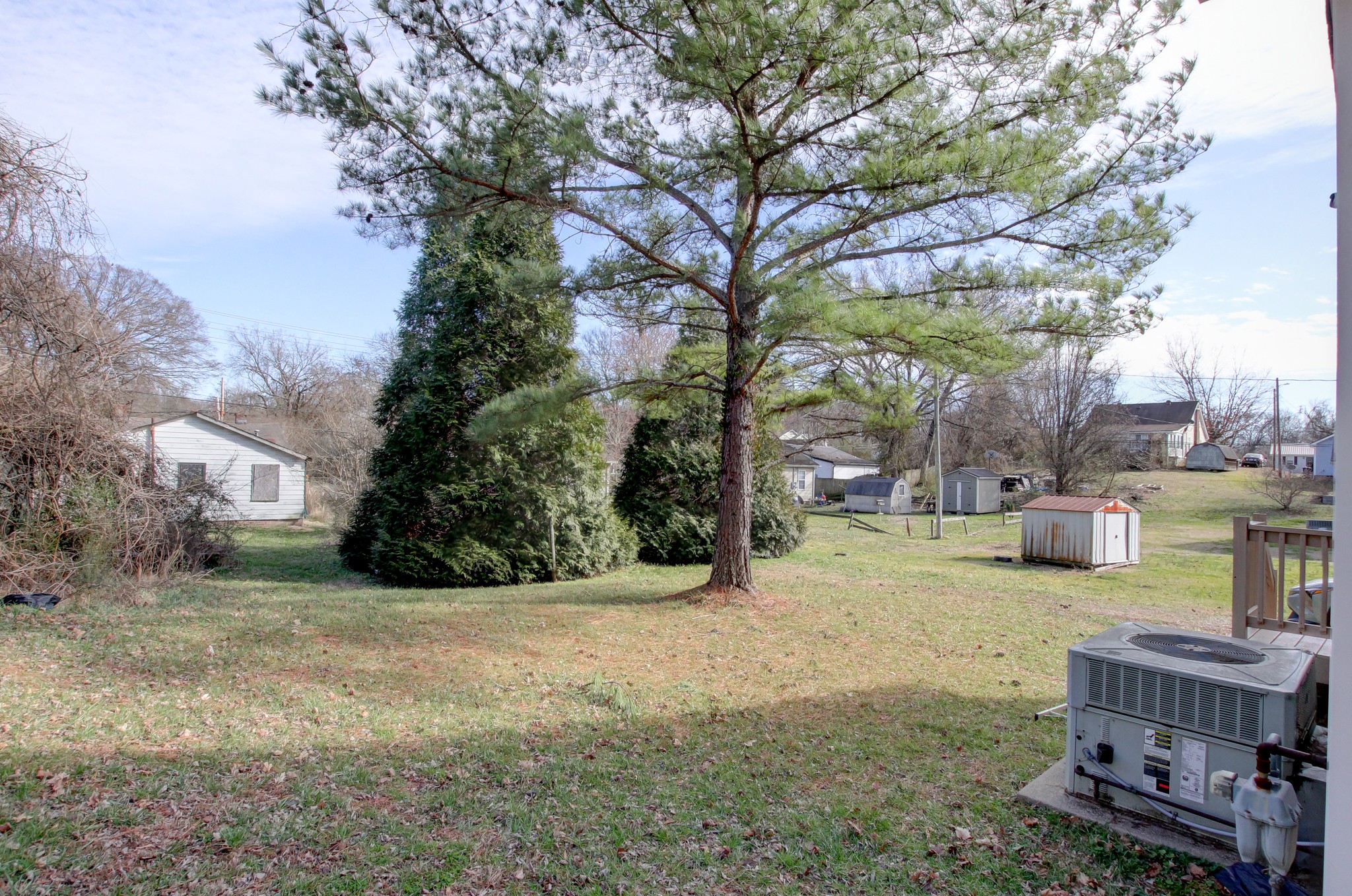 125 Brooks Alley Clarksville TN 37040