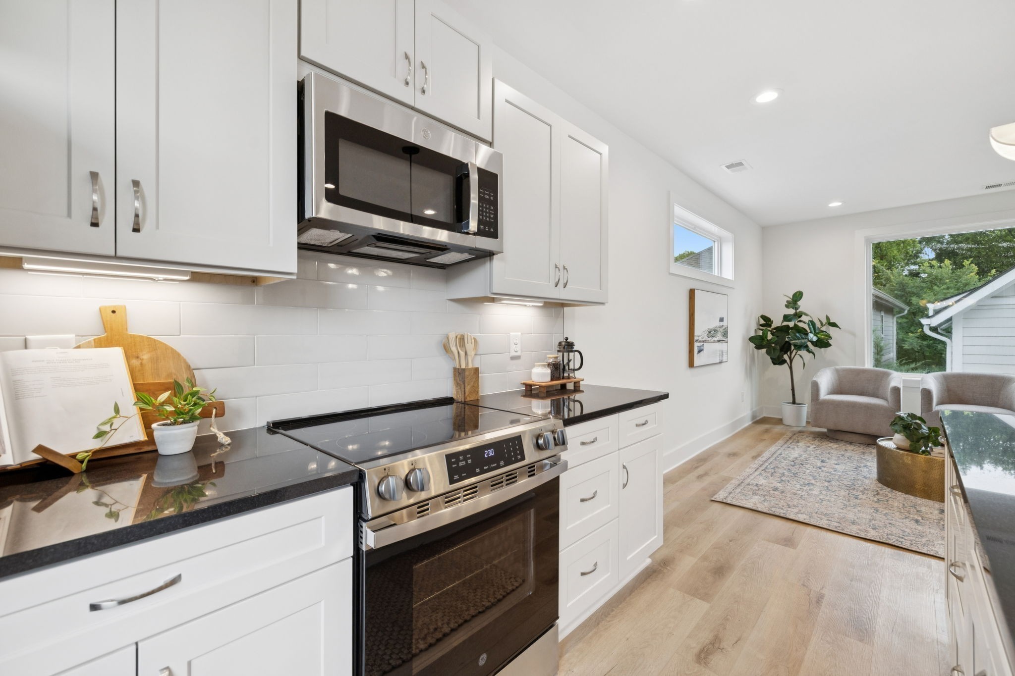 1117B Chester Avenue Nashville TN 37206