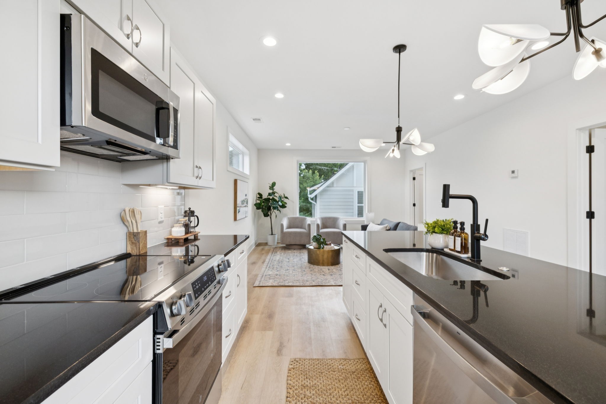 1117B Chester Avenue Nashville TN 37206