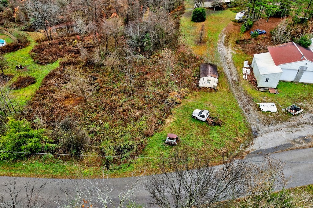 265 N Center Point Acres Walling TN 38587