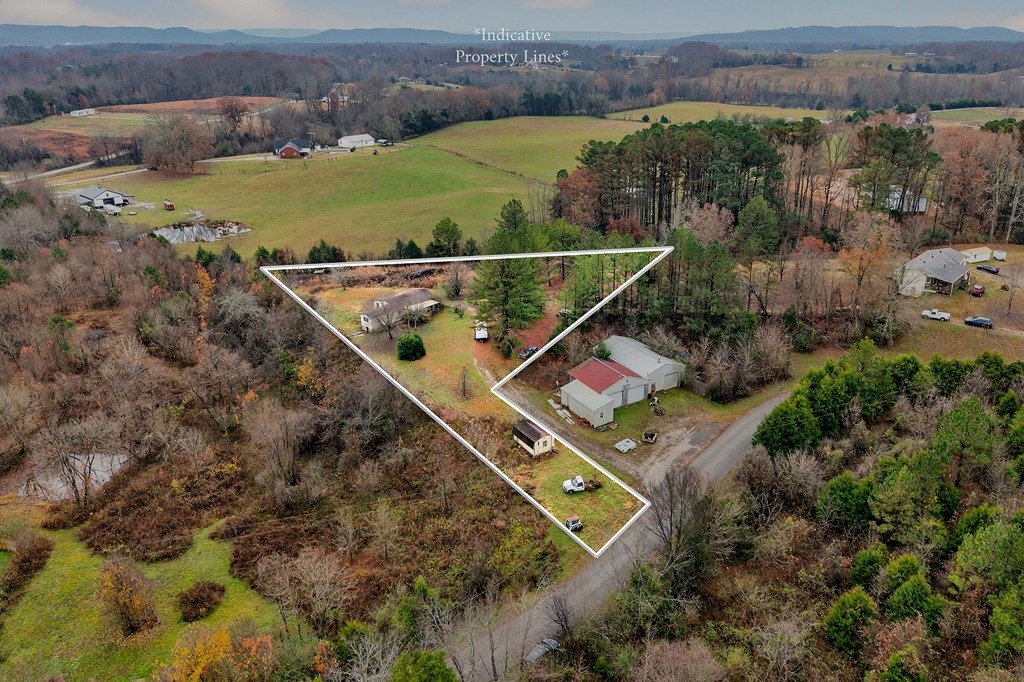 265 N Center Point Acres Walling TN 38587