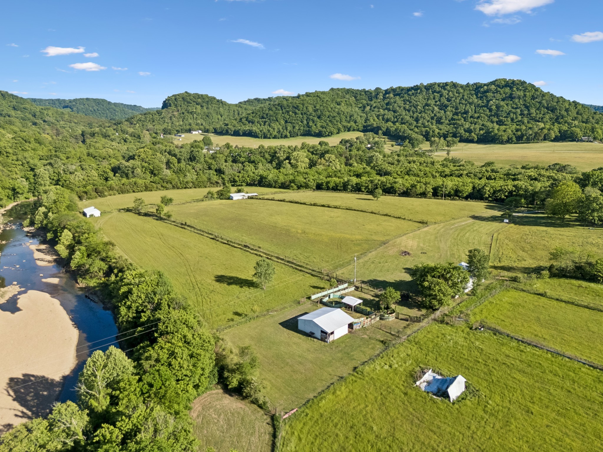 97 Seabo Valley Lane Hickman TN 38567